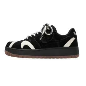 Black Panther Sneaker
