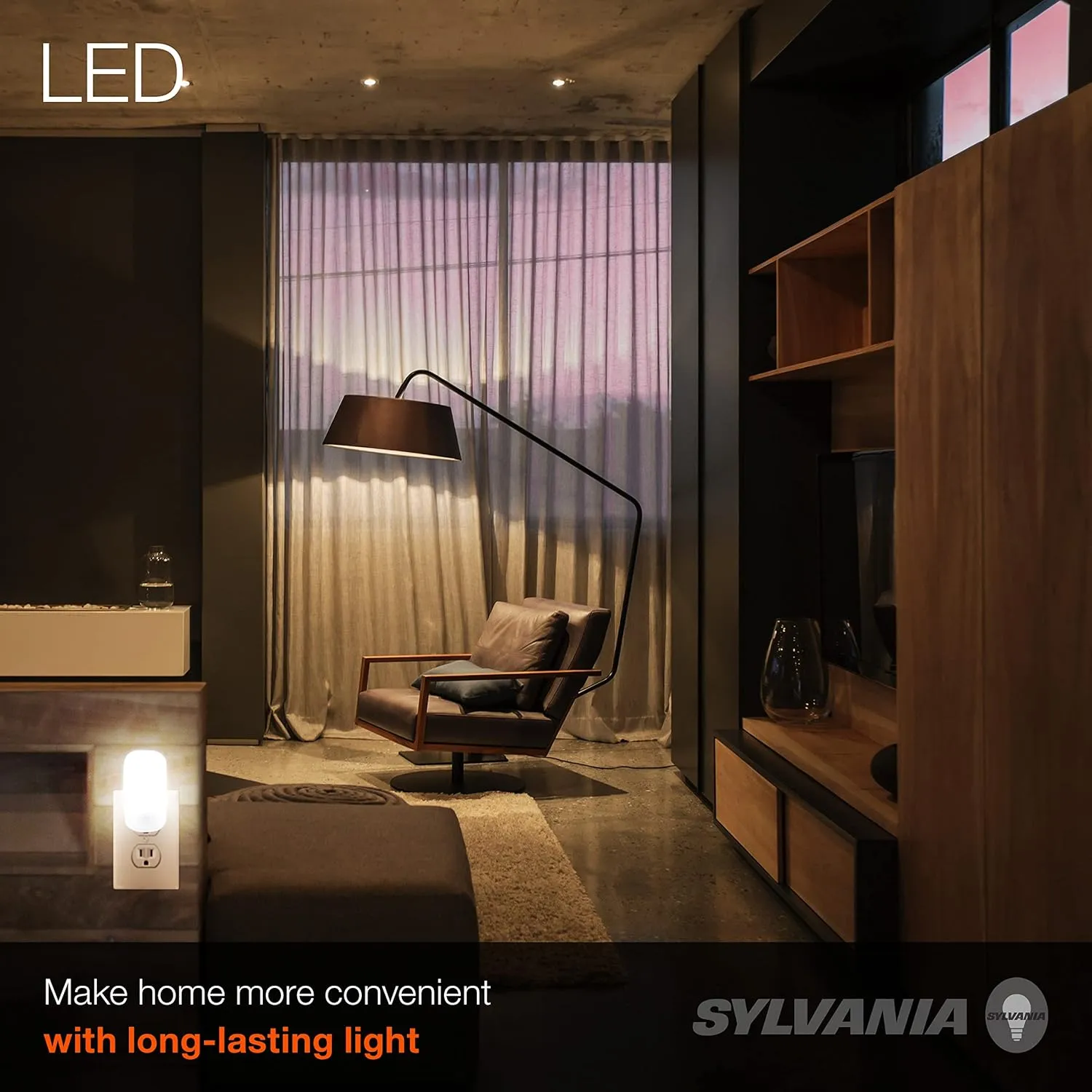SYLVANIA LED Mini Automatic Plug-In Night Light with Sensor, Motion Activated, Dusk to Dawn, Warm White, Plug-In Type - 1 Pack (64988)