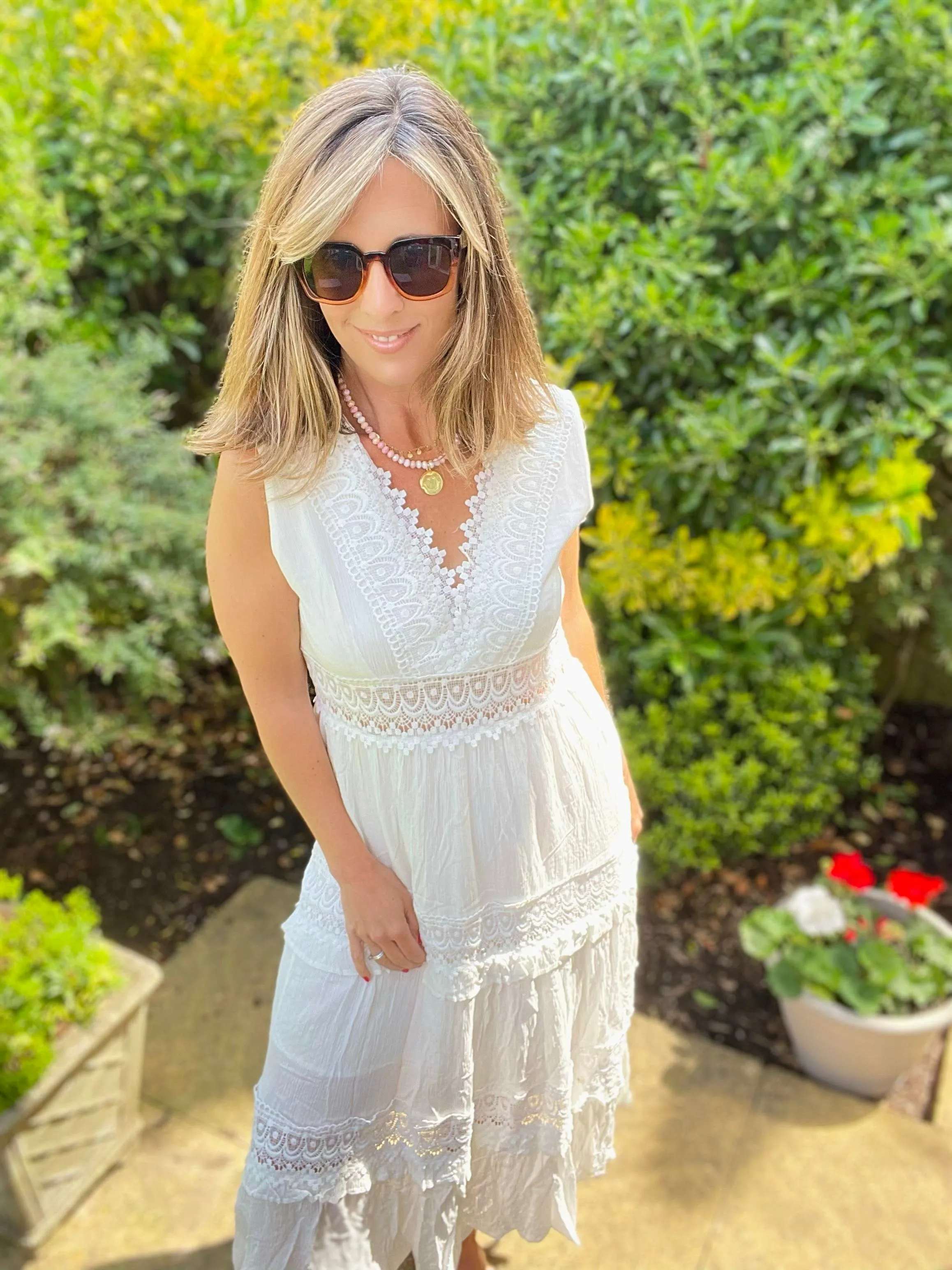 White V neck detailed dress