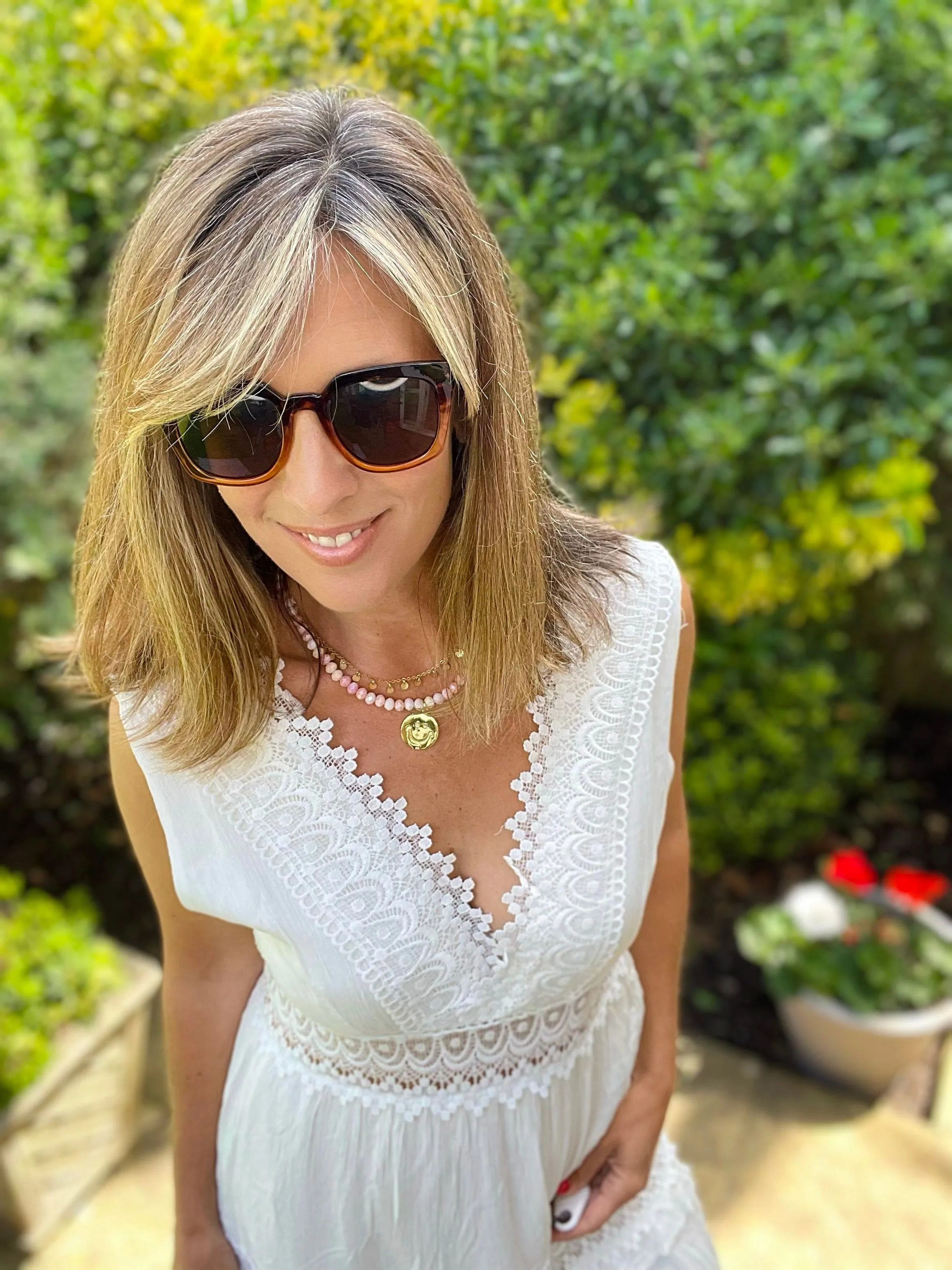 White V neck detailed dress